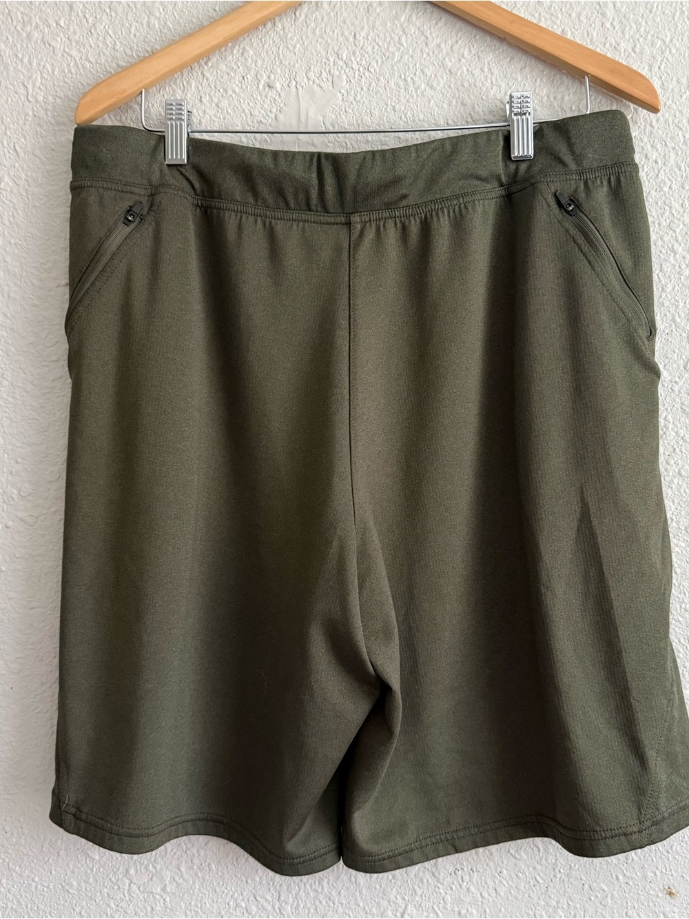 Hylete olive green athletic shorts size x large - Picture 3 of 5
